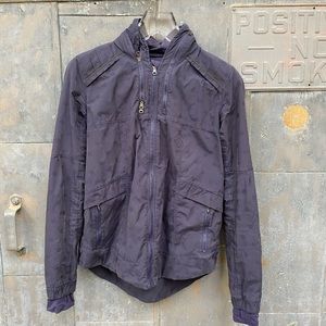 Lululemon Spring Forward Rain Run Jacket Stripe Dot - 12